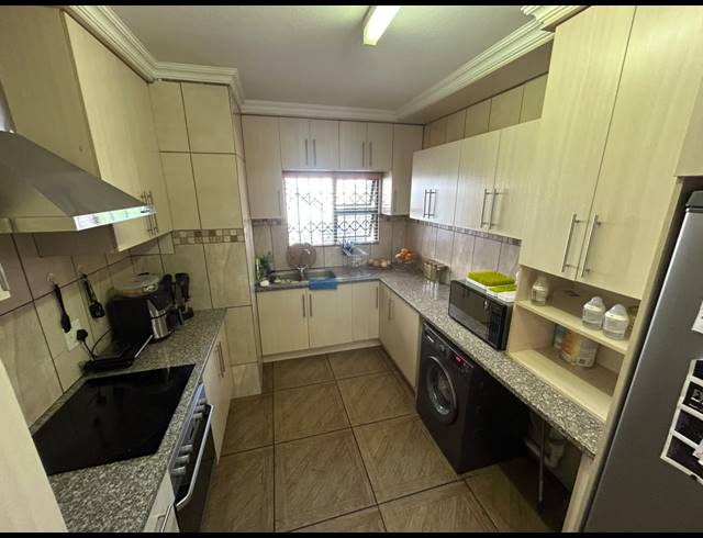 2 BEDROOM HOUSE FOR SALE IN MELODIE